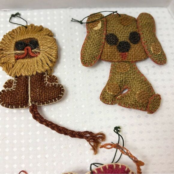 Handcrafted Rustic Burlap Animal Ornaments Set of 7 - Picture 4 of 8